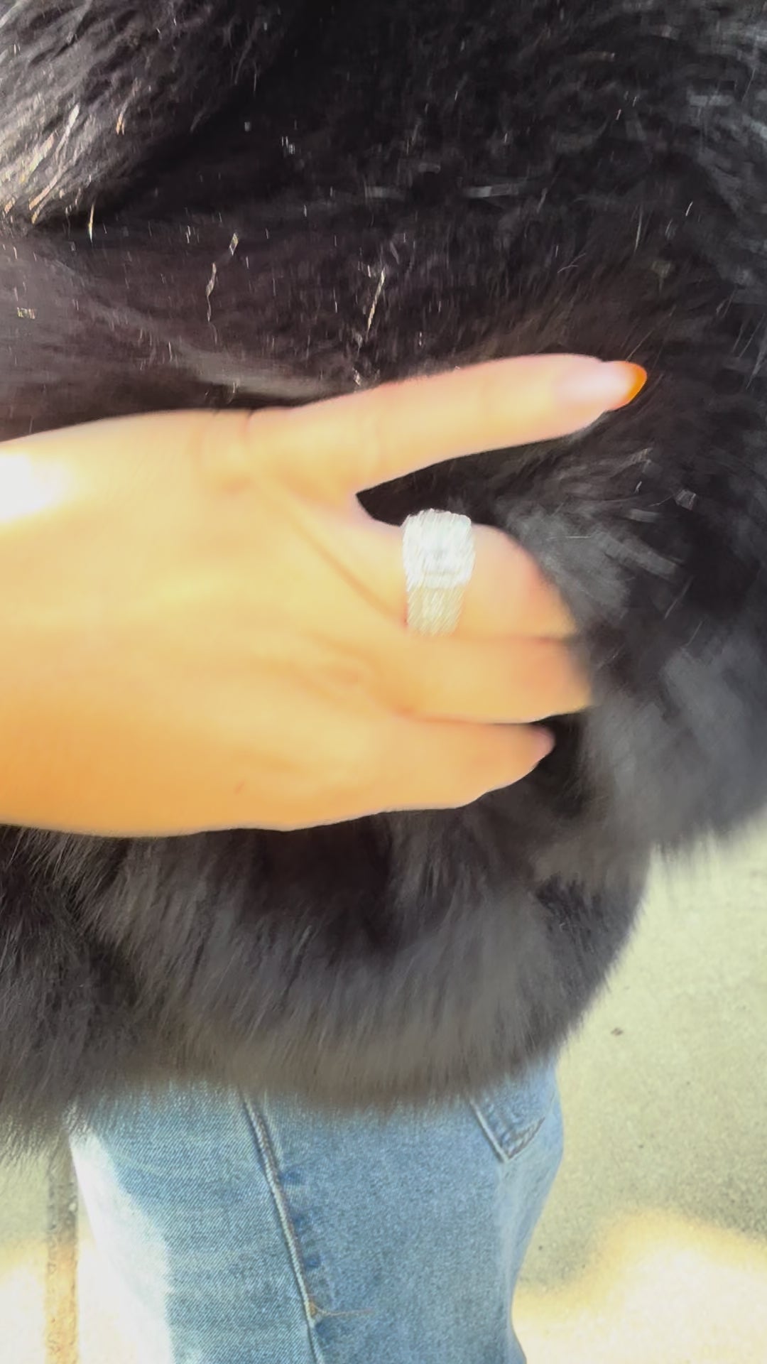 BLACK FUR